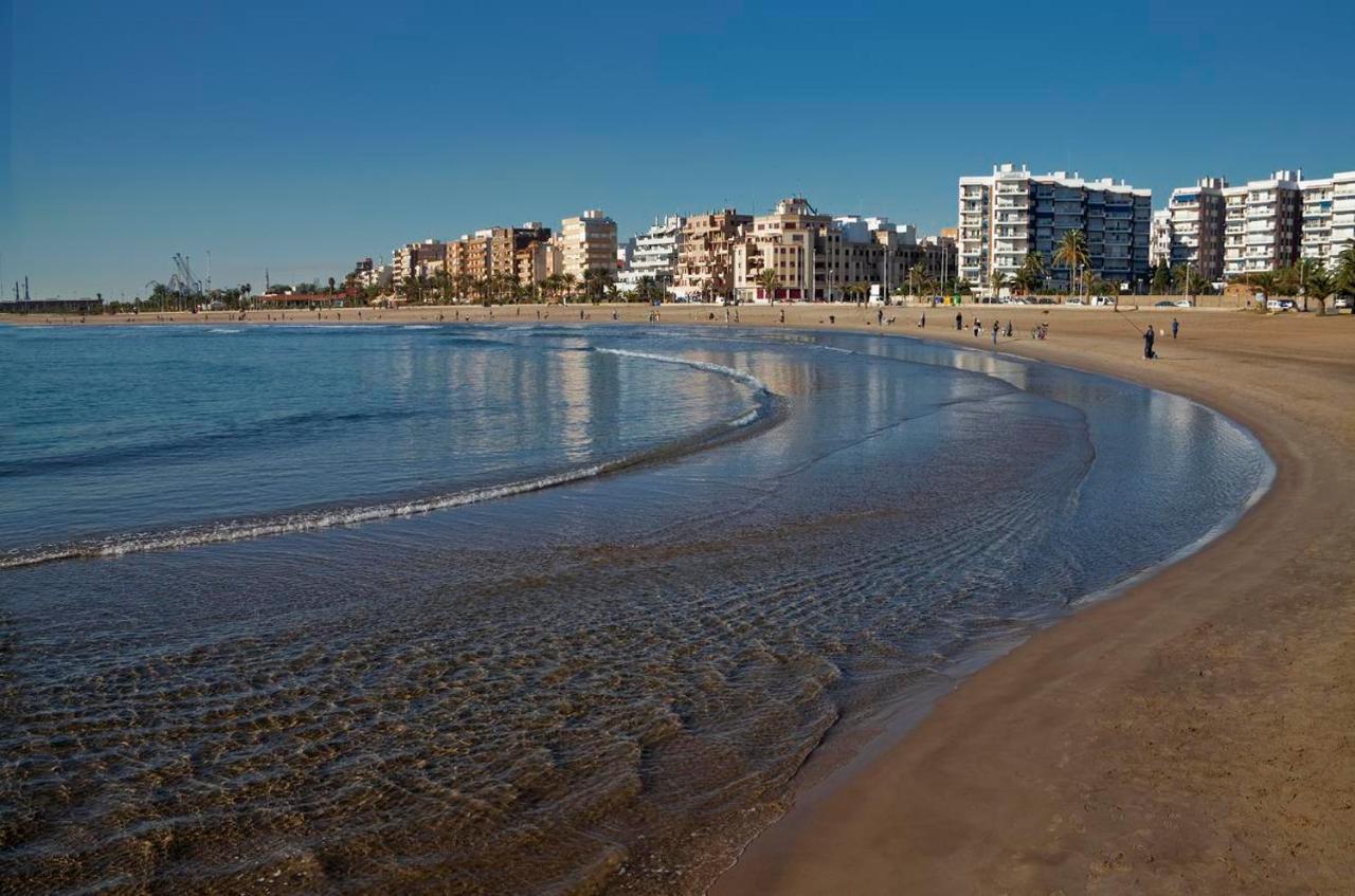 Uim Mediterraneo Churruca Wifi Sagunto Екстериор снимка